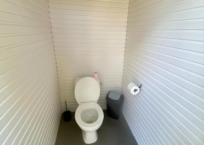 Les Pichies, Bateau Insolite, Le Nathalie Nath *