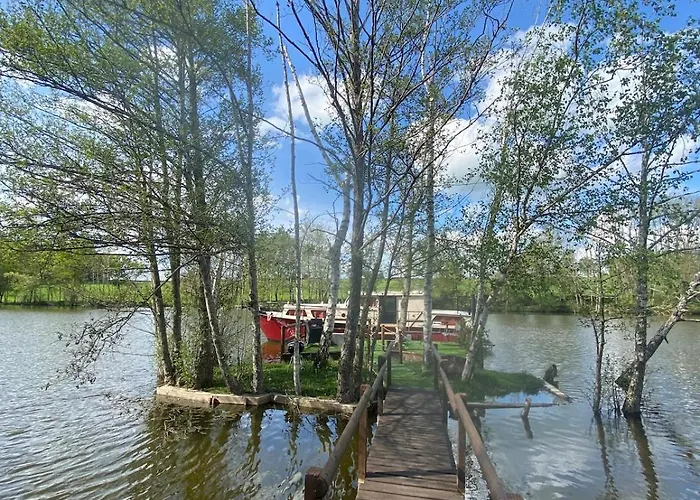 Les Pichies, Bateau Insolite, Le Nathalie Nath Апартаменты *